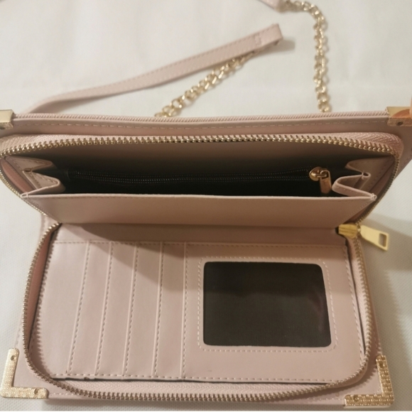 Fashion Clutch / Crossbody - Picture 7 of 14